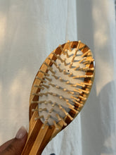Bamboo Paddle brush for detangling hair - Oval