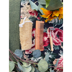 Body Care Kit - Loofah + Detangling Comb + Razor