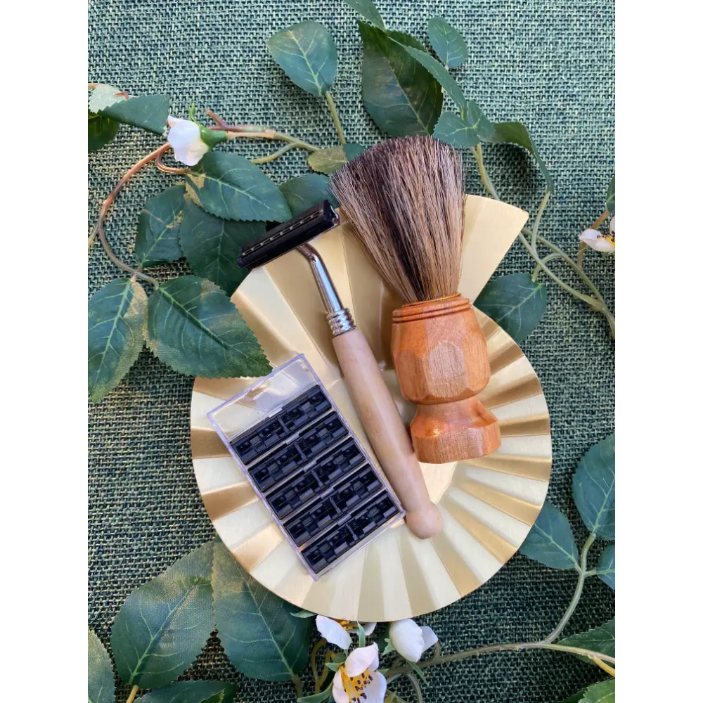 Beard Kit - Razor + Cartridges + Shaving Brush