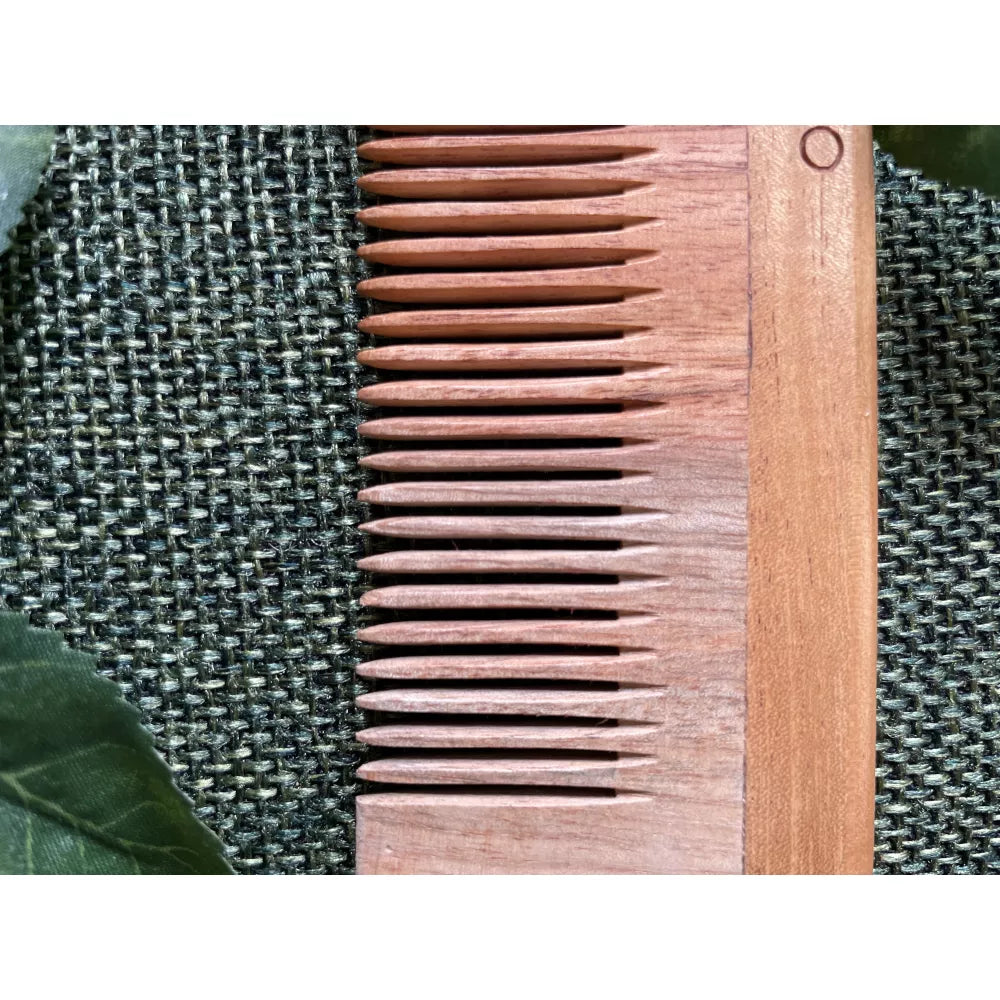 Detangling comb