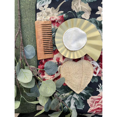 Body care kit - loofah + detangling comb + razor