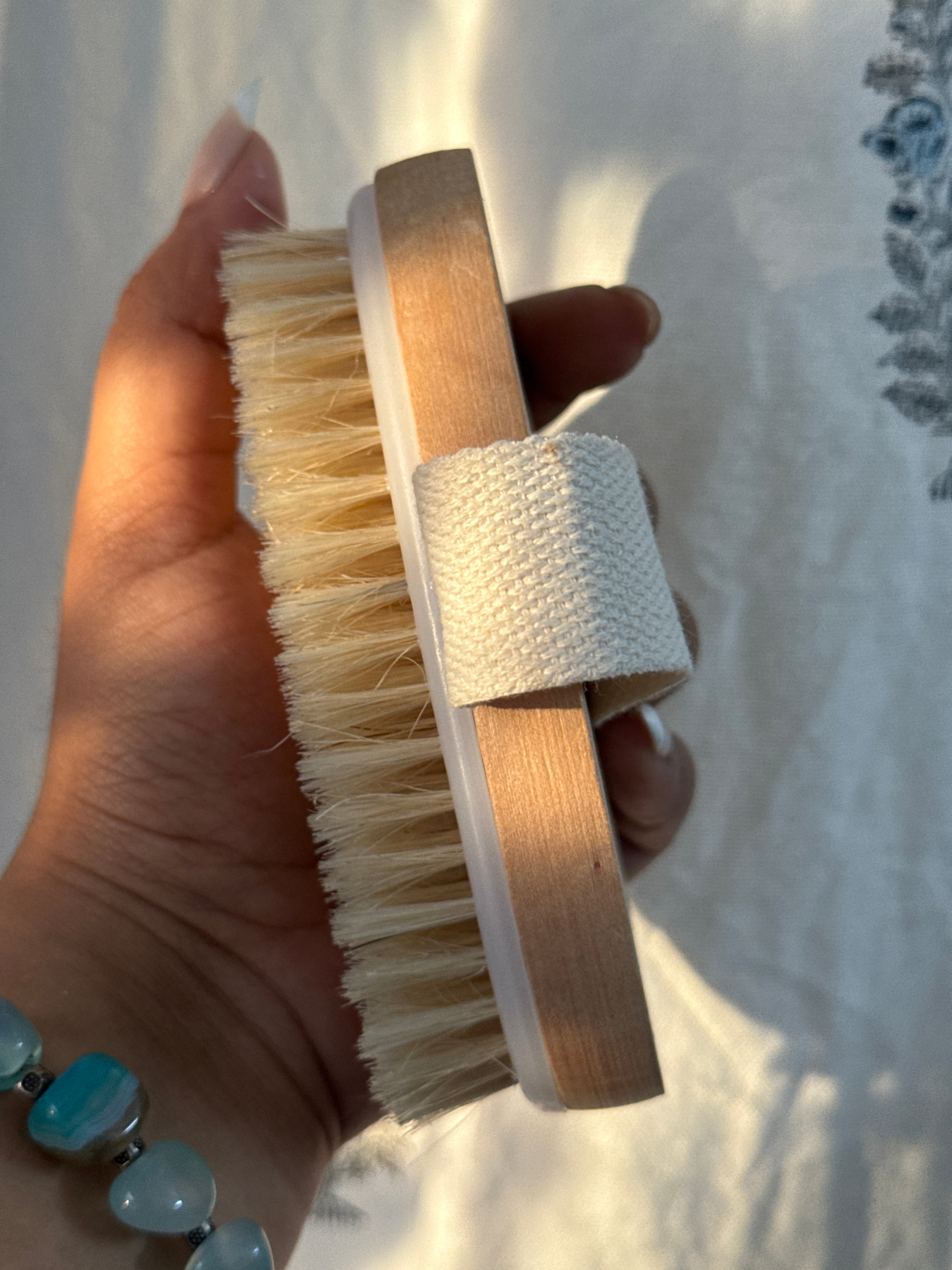 Dry Brushing Body Brush – Natural Bristles for Cellulite & Lymphatic Drainage - oval