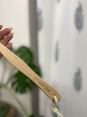 Natural Loofah with Wooden Handle — Natural Exfoliating Body Scrubber | Premium